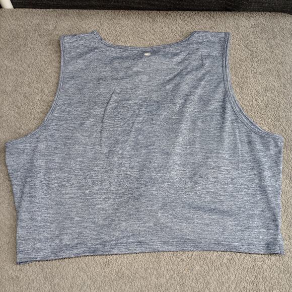 Yogalicious Women Twist Front Sleeveless Crop Tank Gray - Picture 2 of 6